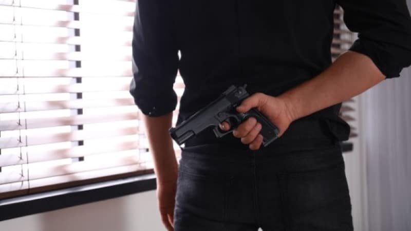 עורך דין נשק